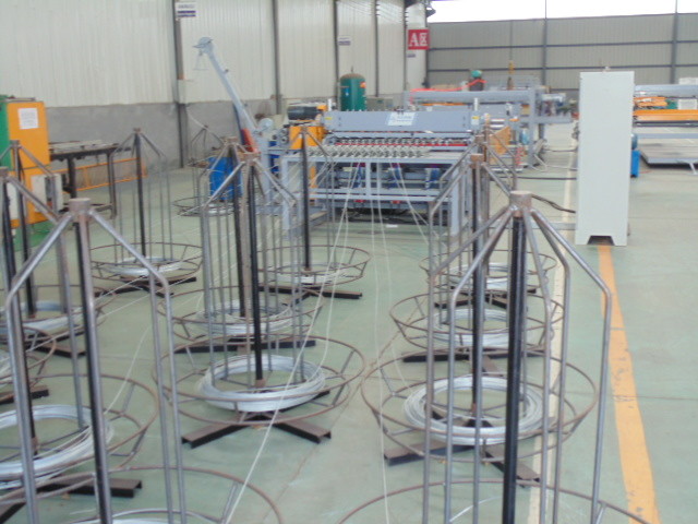 High Accuracy 2-3.5mm Weld Mesh Making Machine For Animal Breed Cage