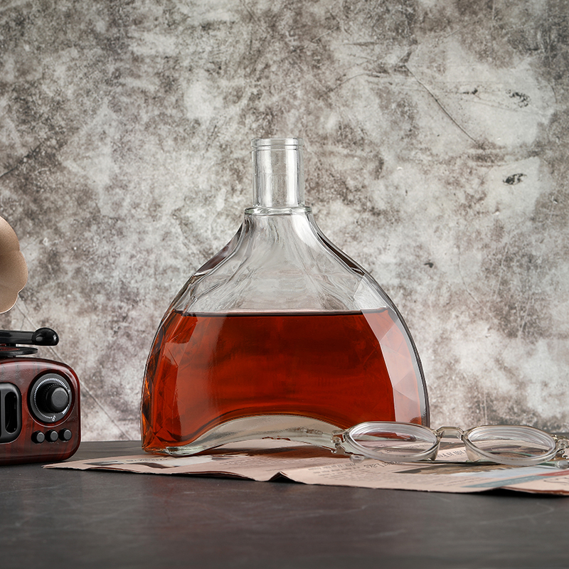 Customized Hot Stamping 200ml 375ml 500ml 750ml Round Glass Liquor Bottle
