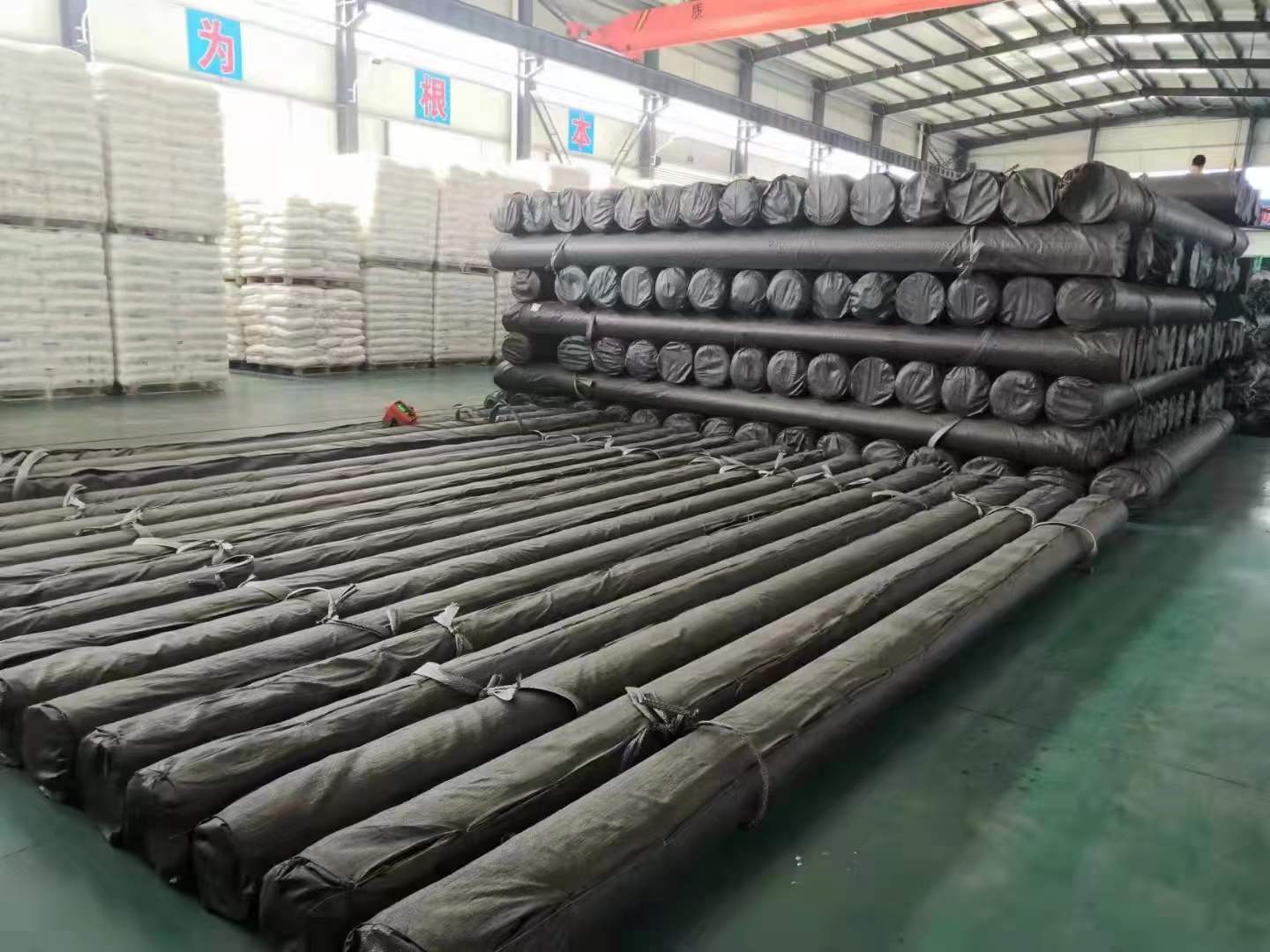 1m-10m Width HDPE Geomembrane for Fish Shrimp Tank 0.3-3mm ASTM Onsite Training Offered