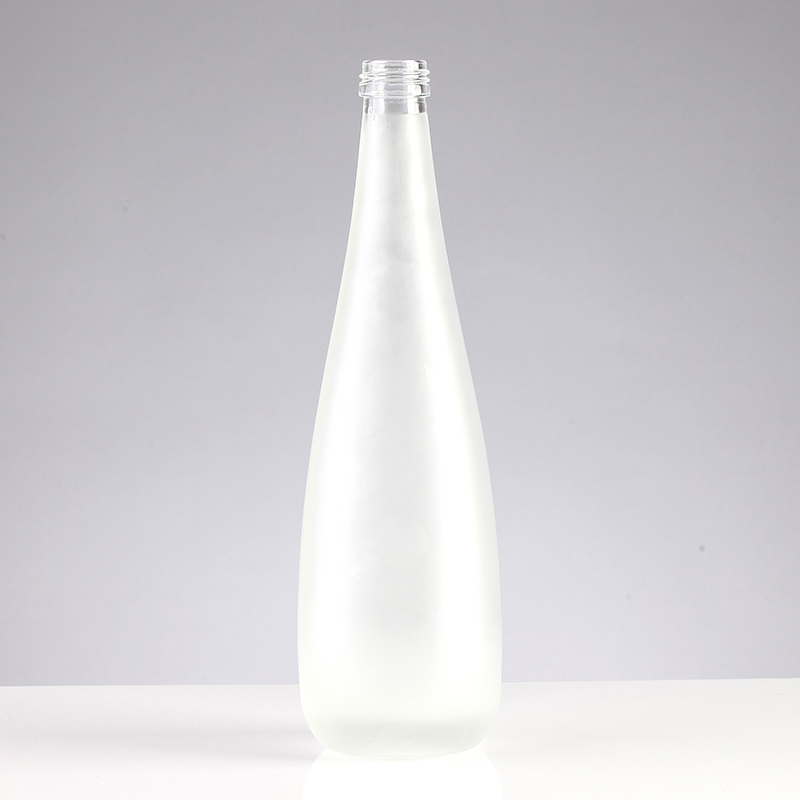 OEM/ODM Welcom Clear Glass 700ml Bottle for Brilliant Vodka and Dusse Liquor
