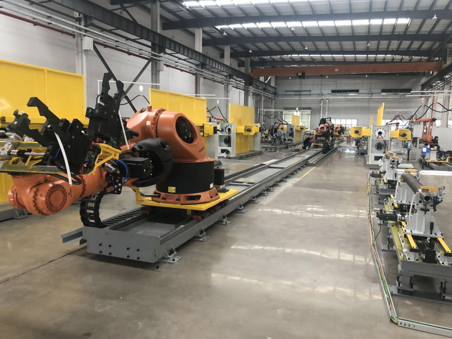 IRB1410 IRB1200 Robot Replacement Parts 2500kg Load Robot Rail System