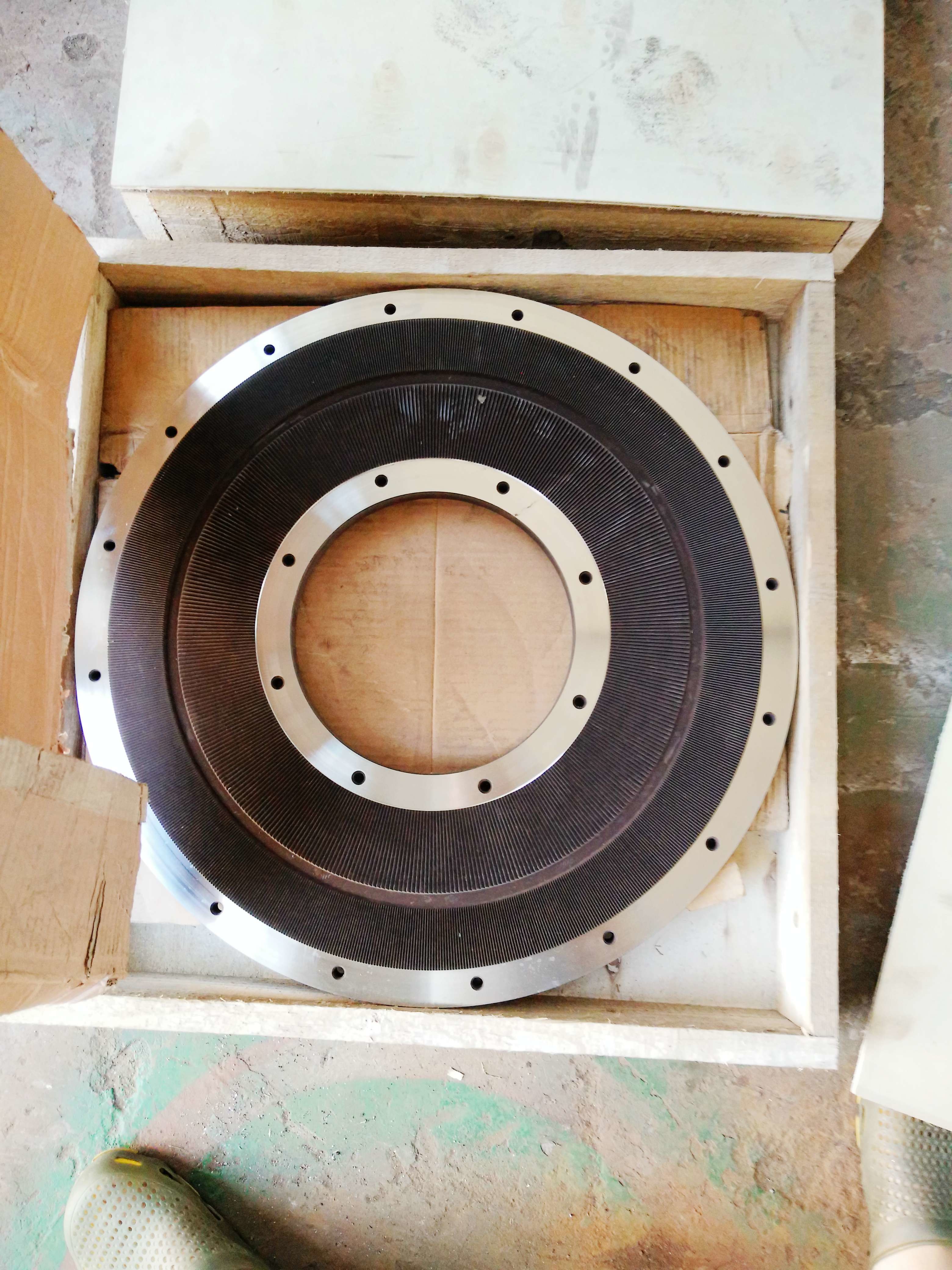 PET800 Plastic Granulator Machine , 100 Mesh Plastic Grinding Equipment