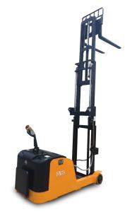 China 780mm 5M Walk Behind 2T Narrow Aisle Loading Electric Stacker Lifter wholesale