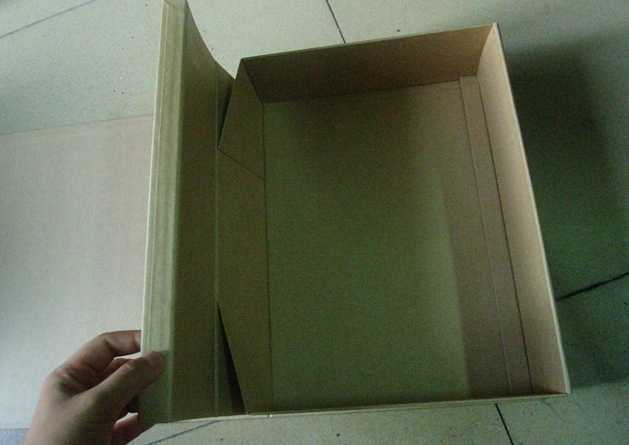 Wholesale kraft paper custom flat pack double layer folding box with magnet closure