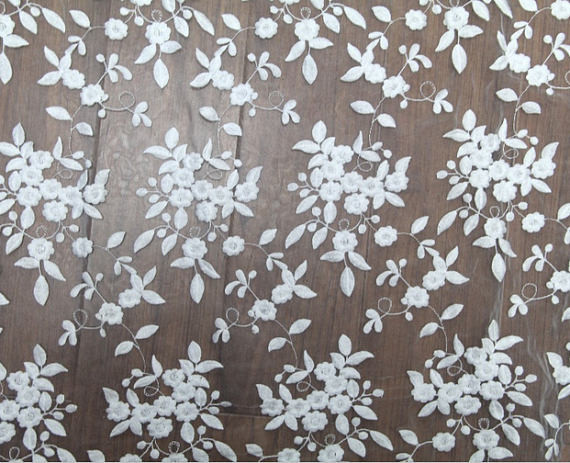 125cm Polyester White Embroidered Mesh Lace Fabric For Wedding Dress Wholesale