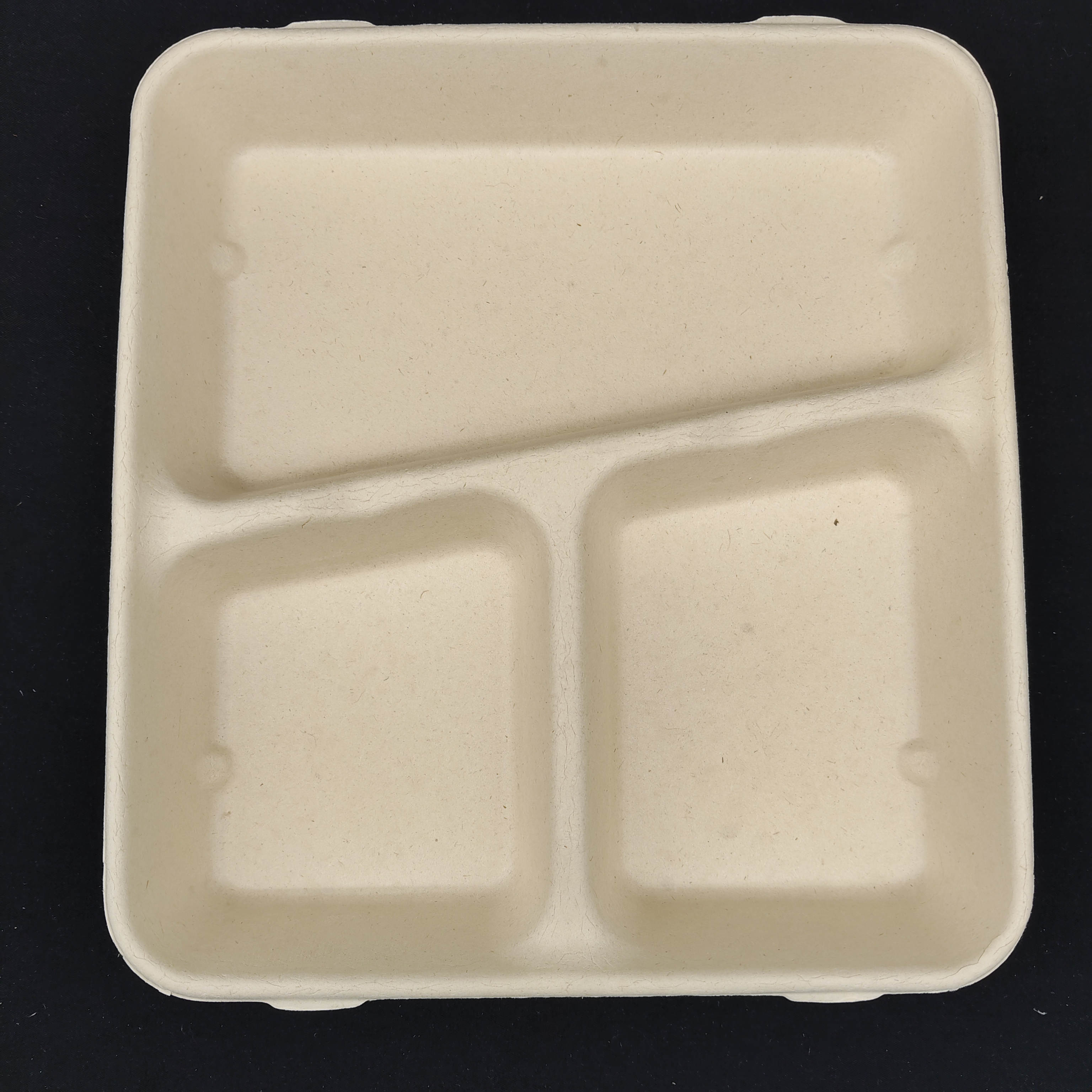Directly supplied by Chinese manufacturers. Disposable environmentally friendly pulp-molded lunch boxes are made of sterile food-grade plant fibers