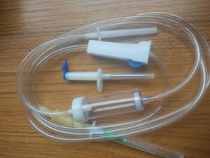 China Transfusion Set with double needle wholesale