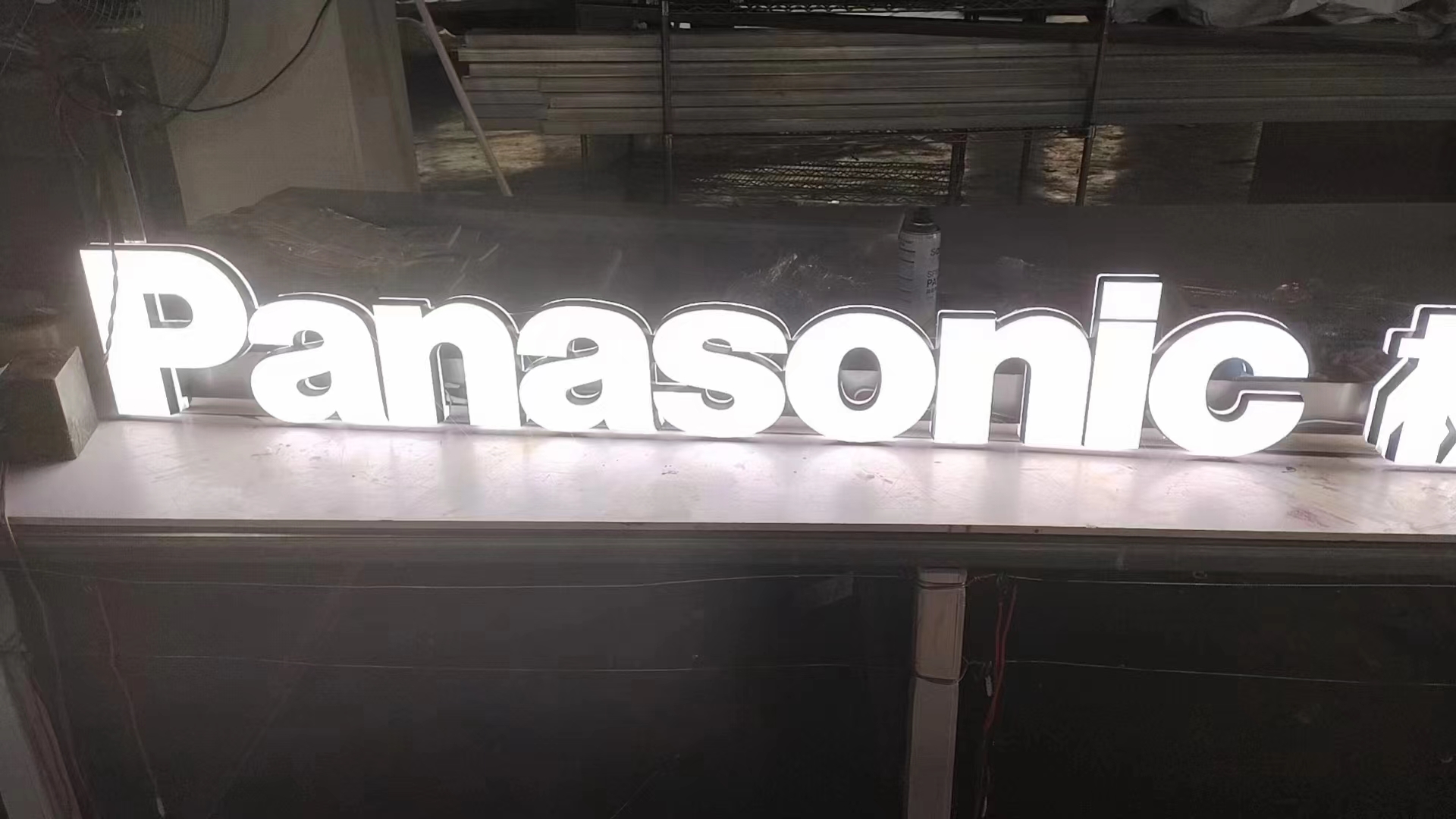 50000 Hours Working Lifetime Eye-catching 3D LED Resin Acrylic Coffee Shop Store Sign