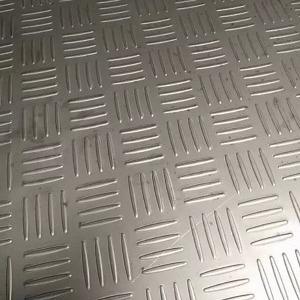 China 310S 3mm Stainless Steel Checker Plate Steel Tread Plate For Decoration wholesale
