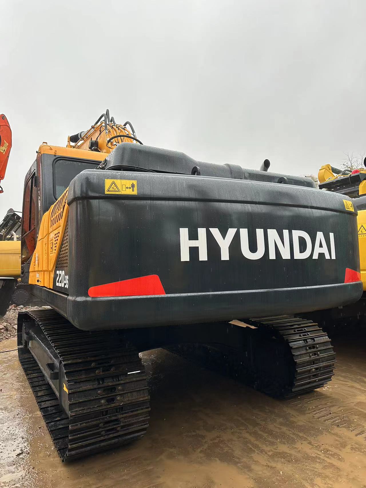 ORIGINAL Valve 20 Ton Used Hyundai 220-9s Excavator Made in Korea with Good Condition