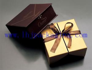 China paper box with magnet and ribbon wholesale