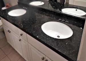 China Emerald Pearl Custom Made Blue Granite Slab Countertops 20mm Thickness wholesale