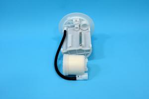 China Standard Size B8 77024-02120 Toyota Fuel Pump wholesale