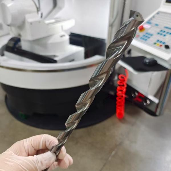 High Rigidity Solid Carbide Drill Bit Coolant Through Deep Hole Drill For Aluminum