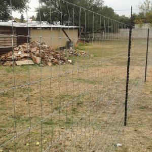 China Hog Wire Fixed Knot Fence 330ft Paintball Field Fixed Knot Fencing wholesale