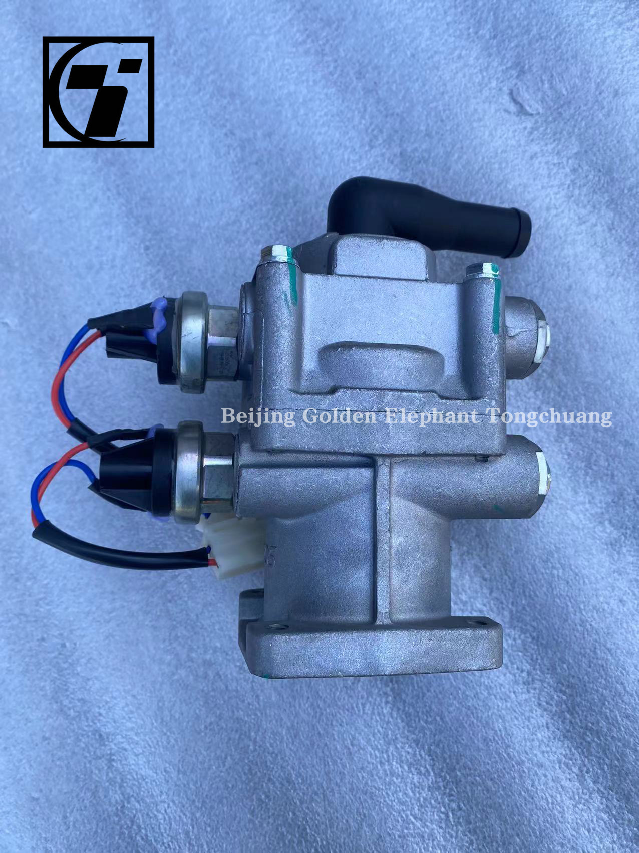 First Generation GRATOUR ix5 MPV 16.01- Omako Original Futon Ring Rewo Era Brake Valve with D0355170100A0 Joint Assembly
