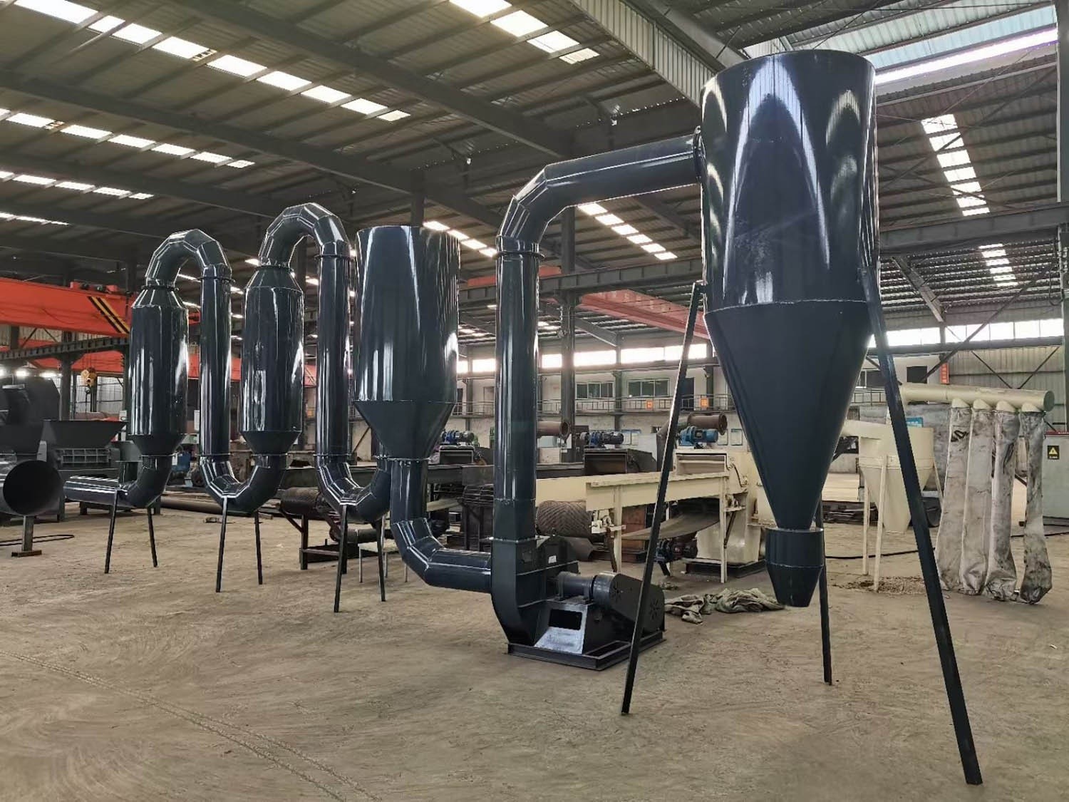 Biomass wood pellet mill for making wood log branch sawdust pelletizer wood pellet production line