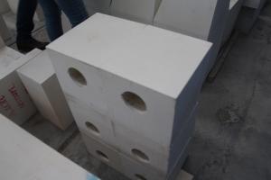 China Good Wear Resistance and High Purity Corundum Brick for Glass Furnace / Gas Furnace wholesale