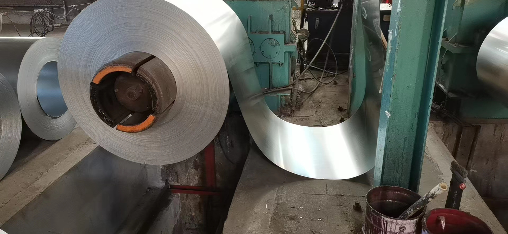 Dx51d Z100 Hot Dipped Galvanized Steel Zinc Coated Gi Coil with Customized RAL Color