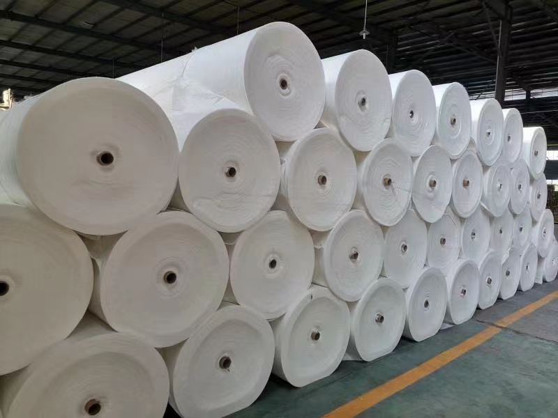 Polyester Fiber Long Fiber Needle Punched Non Woven Geotextile with Gram Weight 100g-700g
