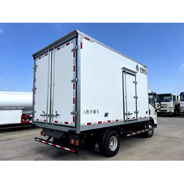 New HOWO Refrigerator Truck 3t 4t 5t 4x2 Light Food Truck Refrigerator Trucks Factory Latest