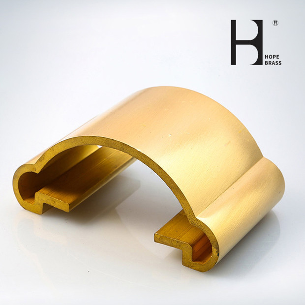 Factory Sale Metallic Building Material Fashion Decorative Brass Handrail