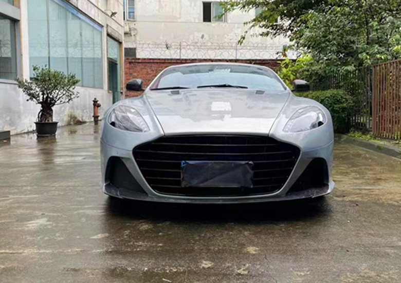 New Product for Aston Martin DB9 Body Kit DB9 Upgraded DBS Style Front and Rear Bumpers