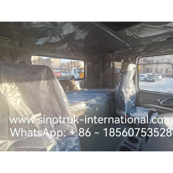 SINOTRUK HOWO LHD 6X4 Water Oil Tanker Chassis Cargo Chassis