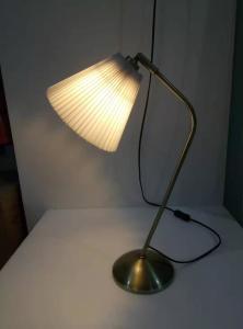 China Antique White Pleated Brass Swing Arm Desk Lamp H400 For Hotels wholesale