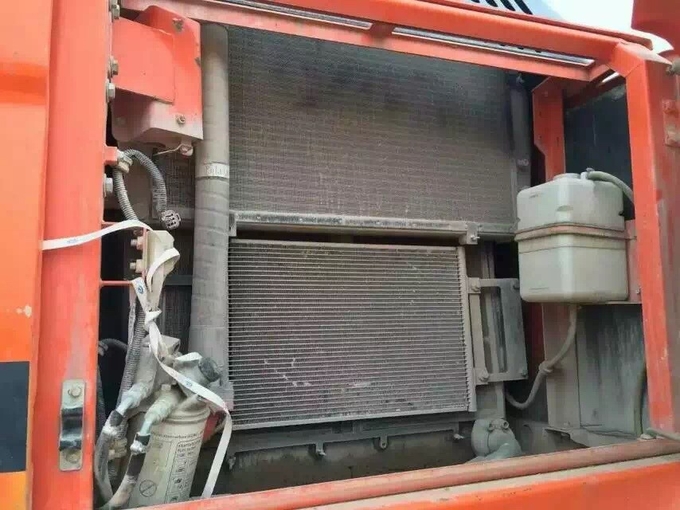 151KW Used Doosan DX300LC Crawler Excavator 1.27m3 Bucket Capacity