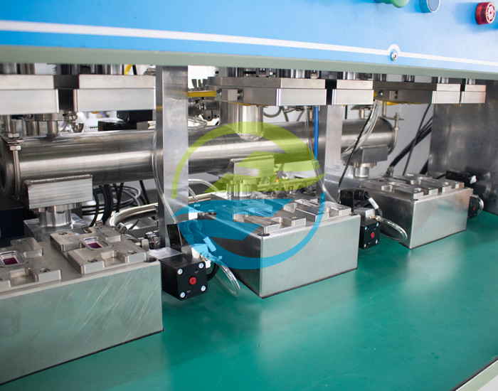 Automatic Helium Tester 3 Test Stations Test Pressure 0.5MPa Leak Testing Equipment