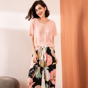 China 3XL Women Pajamas Sleepwear 62cm XS 2XL Silk Night Suit For Ladies wholesale