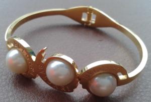 China 316L S.Steel Ladies IPG Italy Paris Design THREE PEARLS Style Bracelet Bangle wholesale