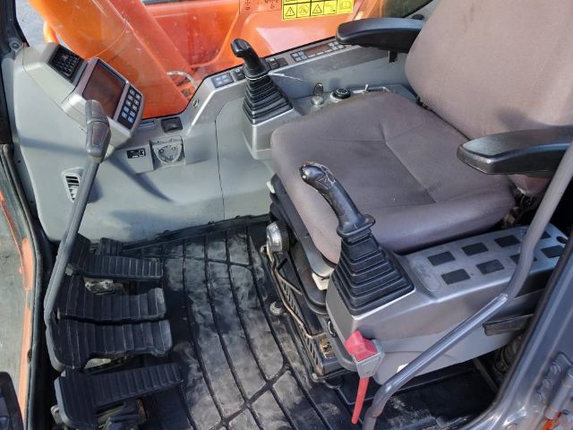 Doosan DX340LC Excavator Cab