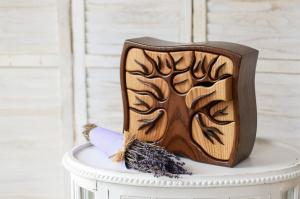 China Fadeless Wooden Art Sculpture Exhibition Wood Carving Artwork Home Decor wholesale