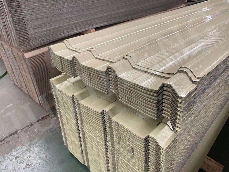 Color Coated PPGI Corrugated Sheet 1400mm - 1799mm Corrugated Metal Roof Panels