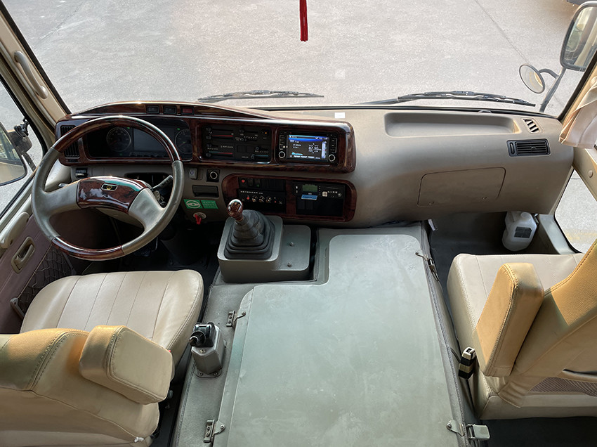 Golden Dragon Diesel 2nd Hand Bus , Used 15 Passenger Vans ISO Standard