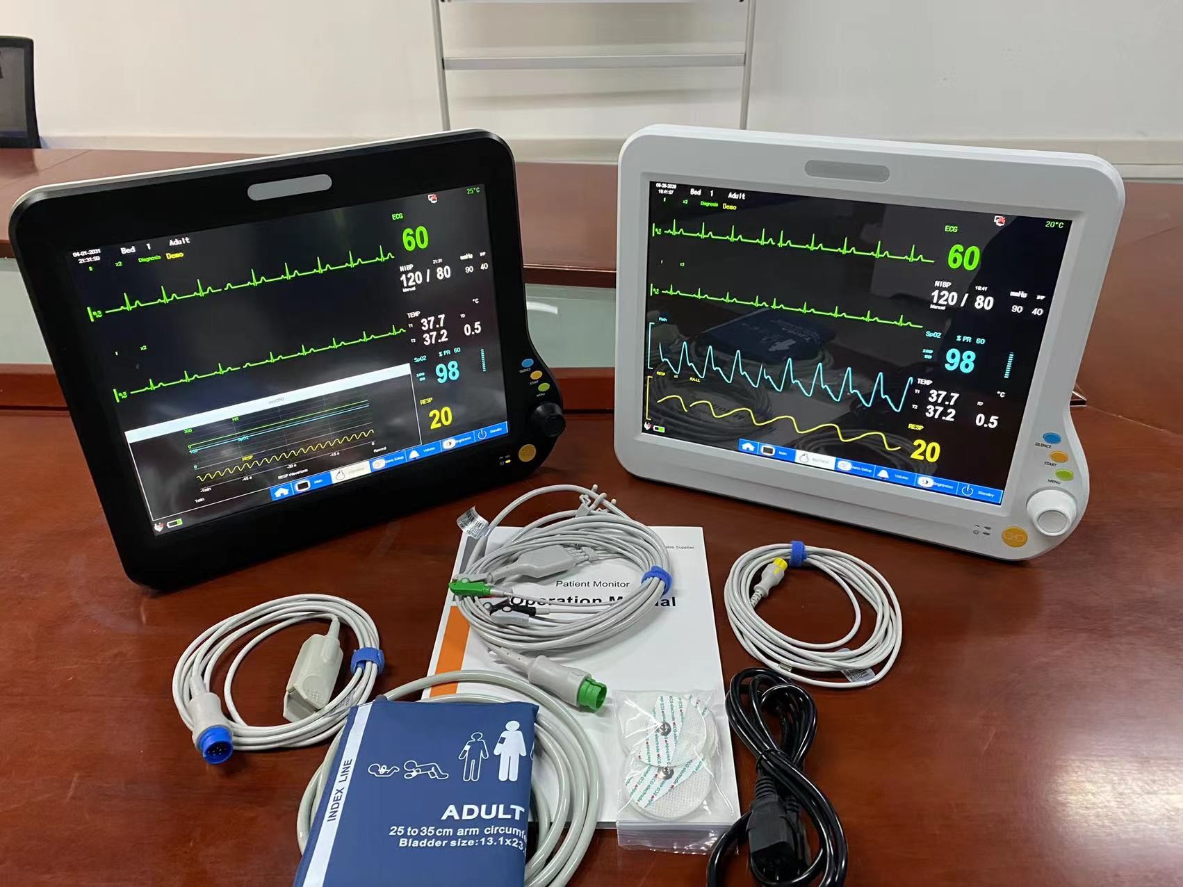 Hospital ICU Vital Monitor , Parameter Patient Monitor For Adult Pediatric Neonate