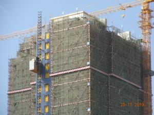 China Construction Site 2000KG Cage Rack &amp; Pinion Man Material Hoist wholesale