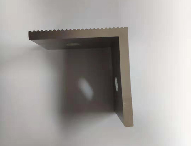 6000 Series Anodised Aluminium Angle High Strength With Screw Bolt Hole