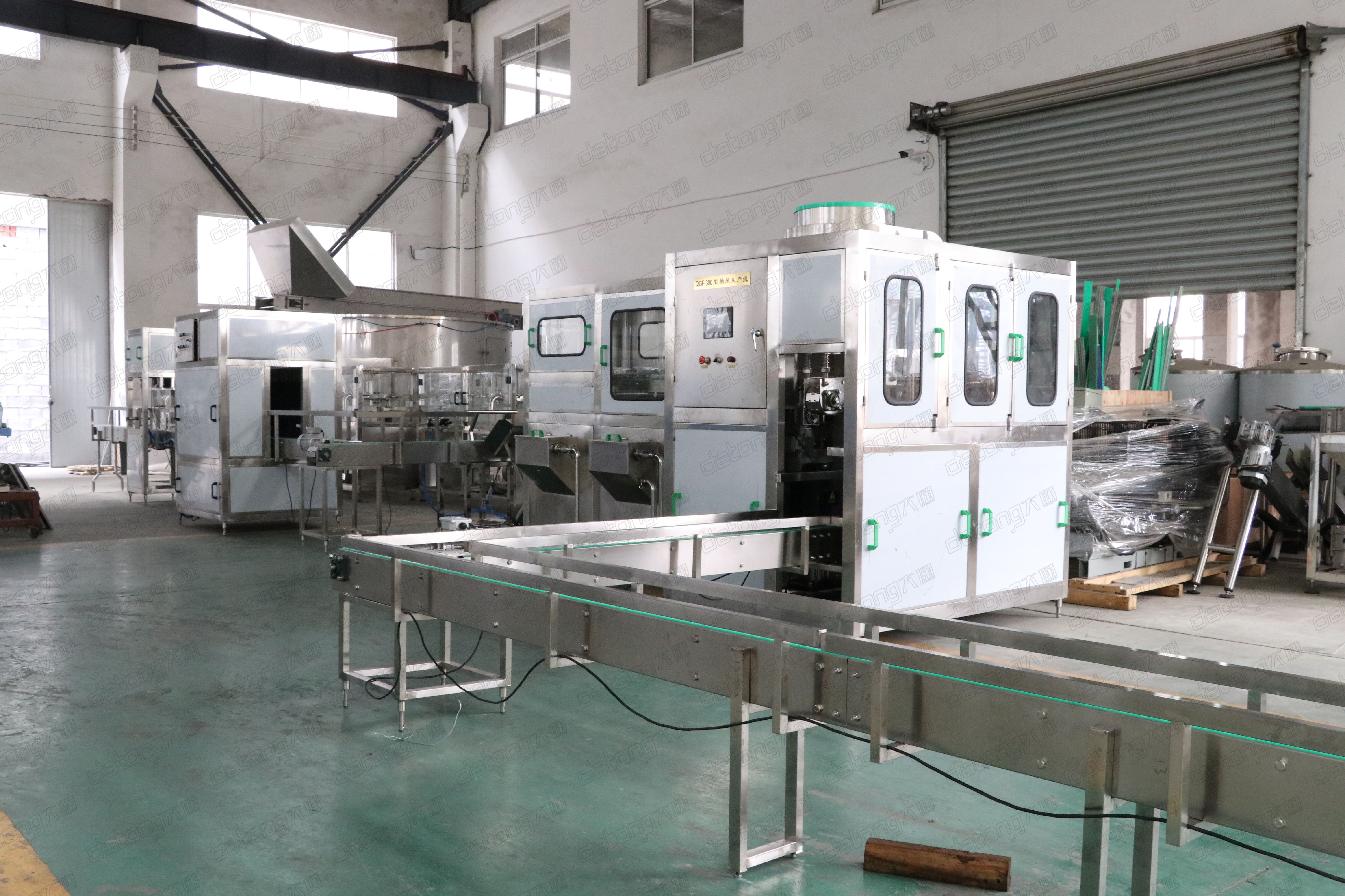 PET Bottle 1200BPH 1.2kw Water Manual Filling Machine Mineral 2000ml
