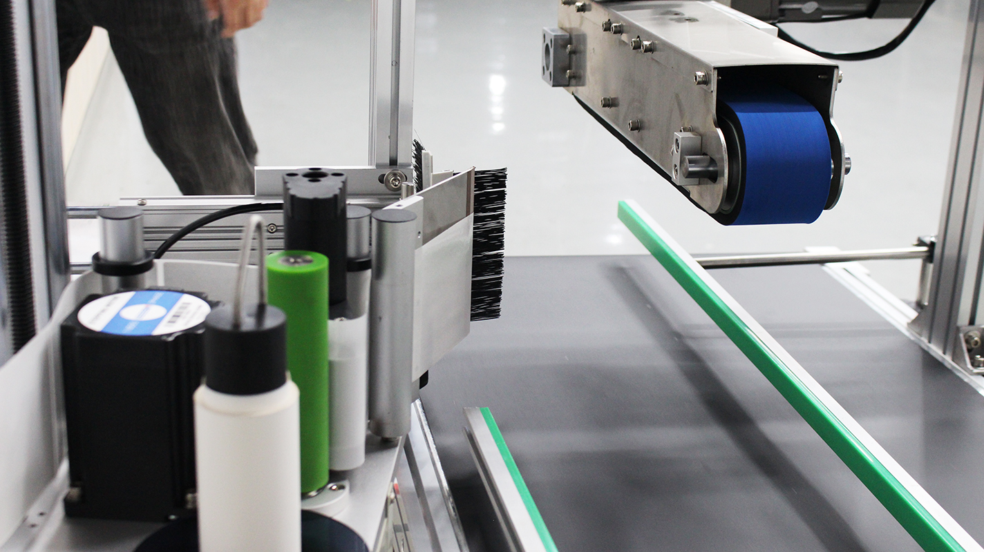 Easy-to-Operate Corner Labeling Type Sticker Carton for 150 KG Box Wrap Labeling System