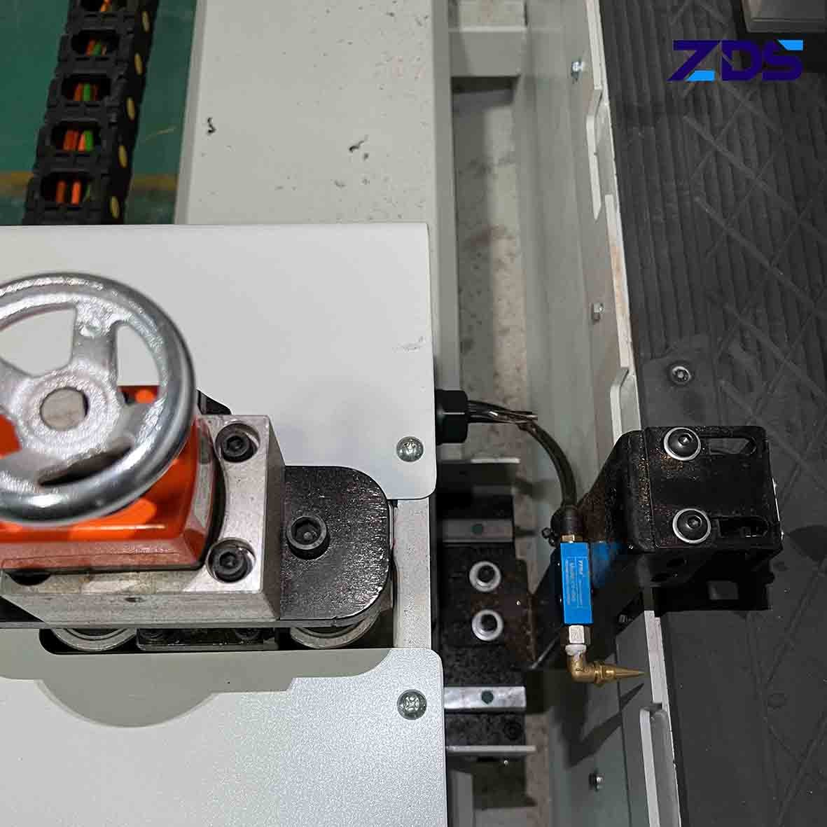 Fast Speed CNC Woodworking Drill Machine Horizontal Side Hole Drilling Machinery