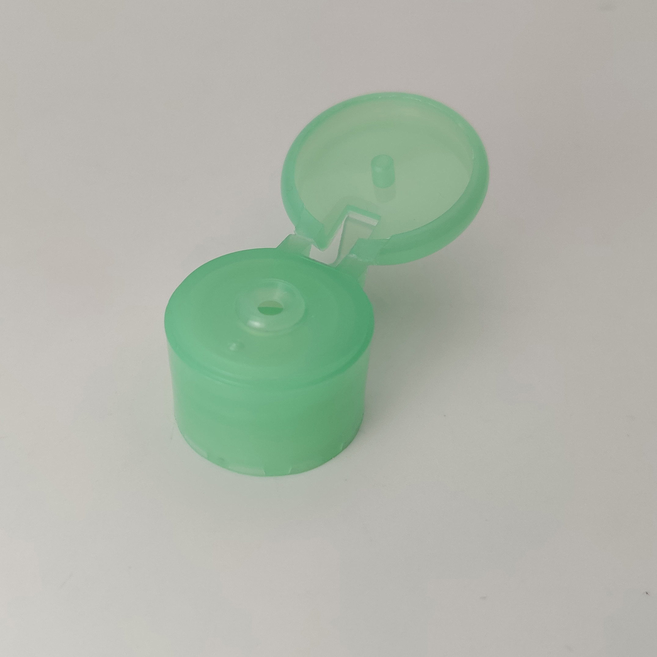 ISO9001 Green 2.6mm Hole Plastic Flip Top Cap For Soap Bottle