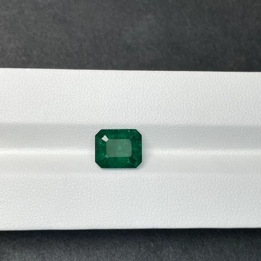 Lab Cultured Ruby And Sapphire Gems Multipurpose Green Color For Ring