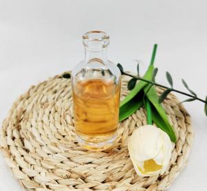China Glass Aromatherapy Bottle for Household Products Customized Luxury 50ml Capacity wholesale