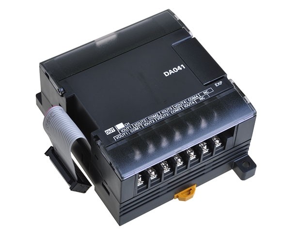 Analog I/O Expansion Unit CP1W-MAD44 24V DC OMRON Module
