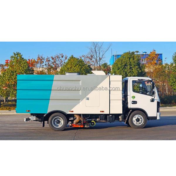 Energy Type Pure Electric Vacuum Road Sweeper for City Streets and Airport Runways
