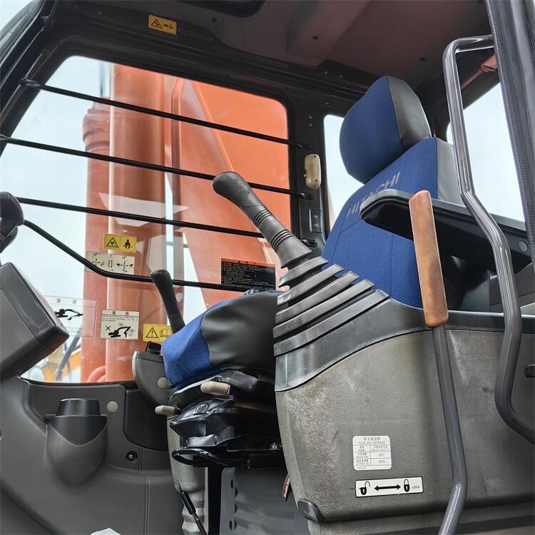 Original Hitachi ZX 330 Excavator Low Hours 1.38m3 Bucket Capacity and Hydraulic Cylinder