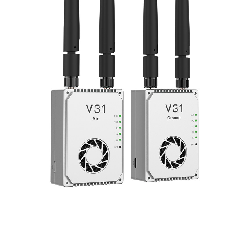 V31D30 is a lightweight video&data link that can transmit up to 30 km, has two frequencies and consumes only 2W of power
